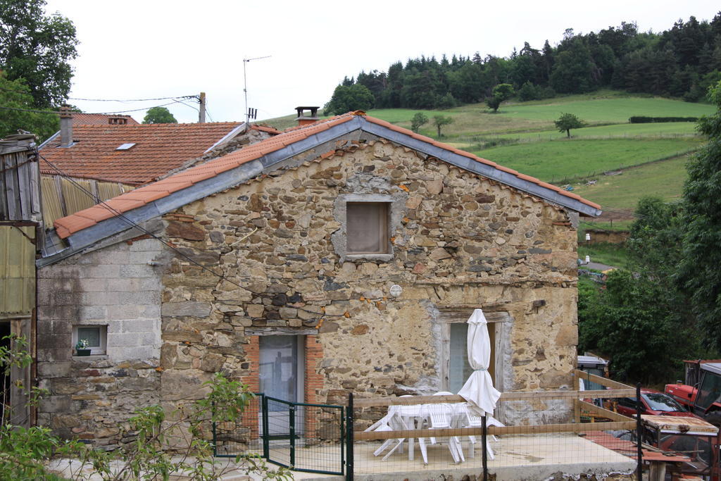 Gite Chez Coste Gilles Saint-Privat-du-Dragon Номер фото
